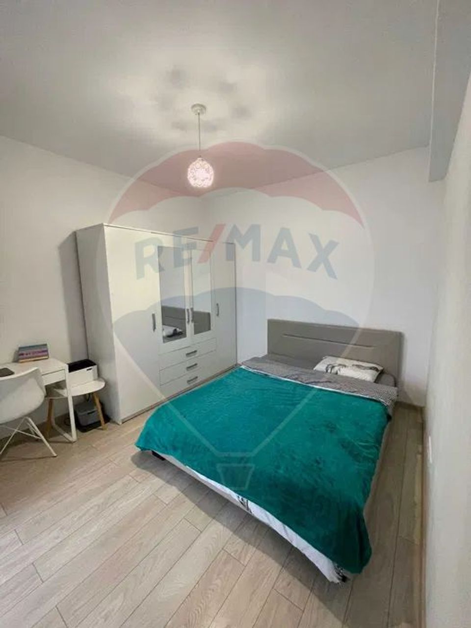 Apartament cu 2 camere de inchiriat in zona Centrala