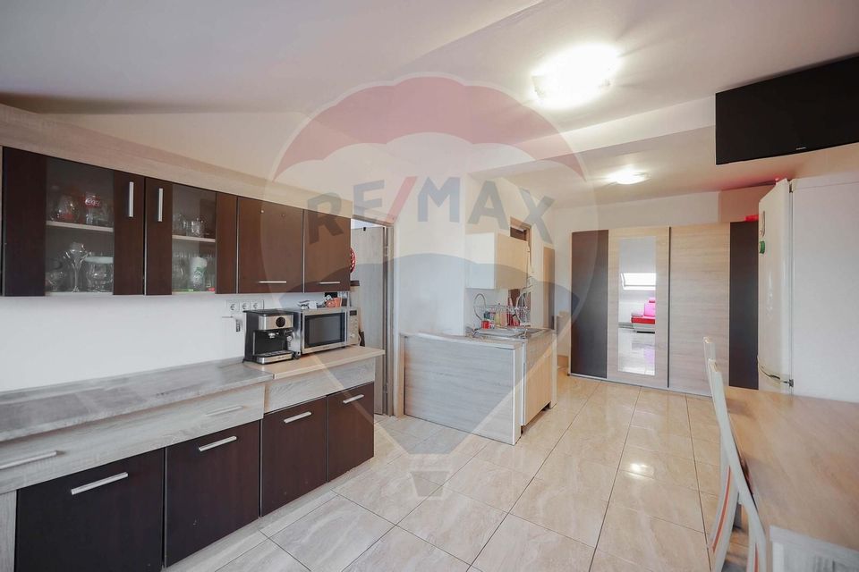 De vânzare apartament cu 3 camere, Rogerius, Oradea