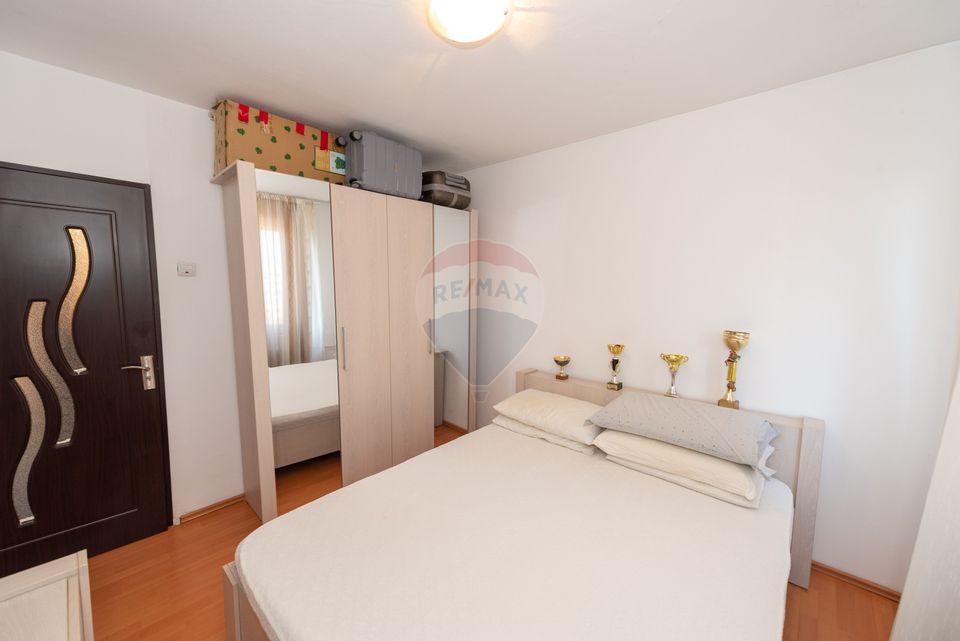 Apartament 4 camere de vanzare Sos. Berceni 39 - Aparatorii Patriei