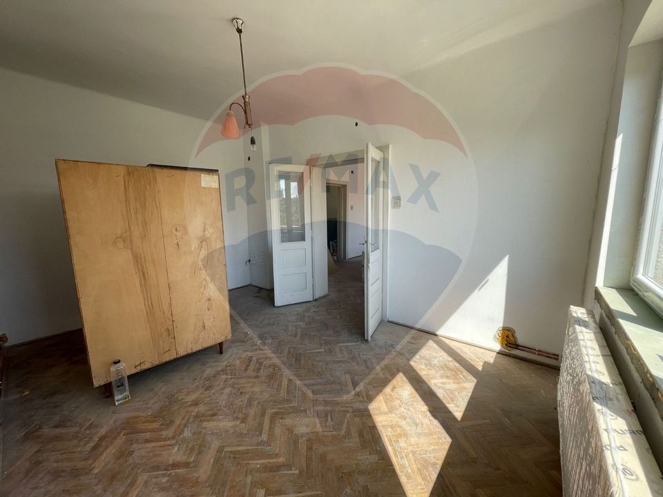 Casă spațioasă cu potențial investitional în zona Ultracentrala Turda