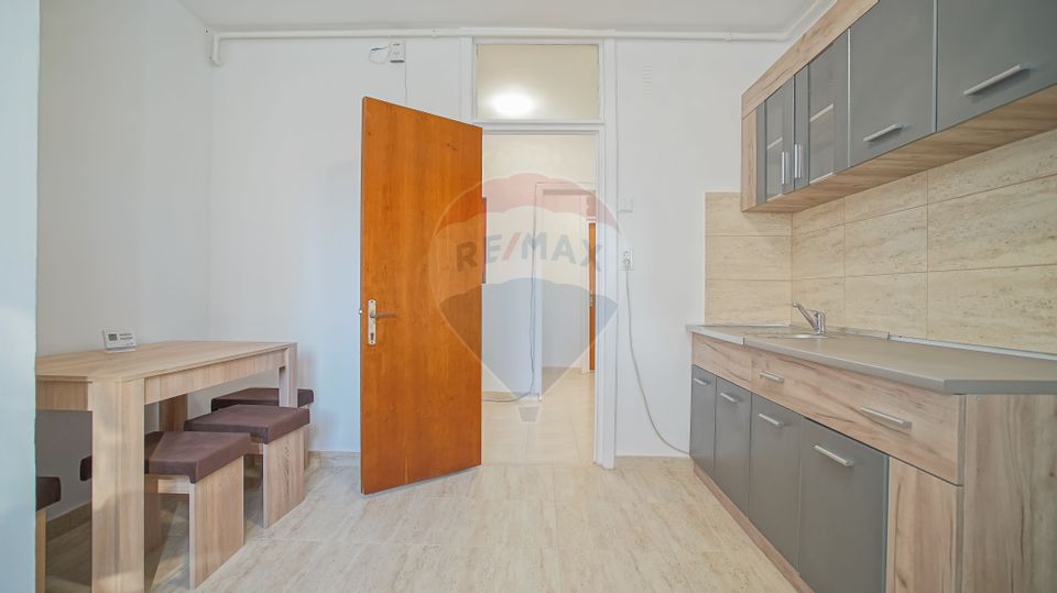 Apartament cu 3 camere de închiriat în zona Gării!