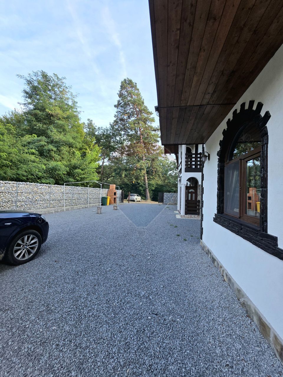 11 room Hotel / Pension for sale, Central area