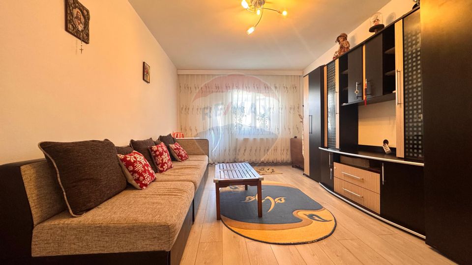 3 room Apartment for sale, Inel I area