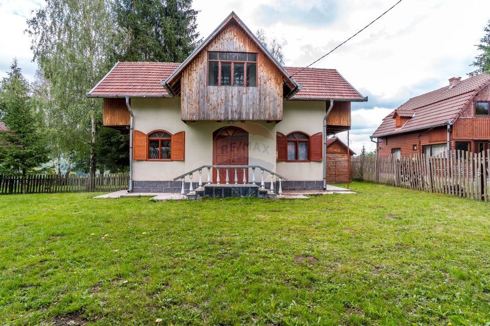 Casa de vacanta de vanzare, Muntele Baisorii, jud. Cluj