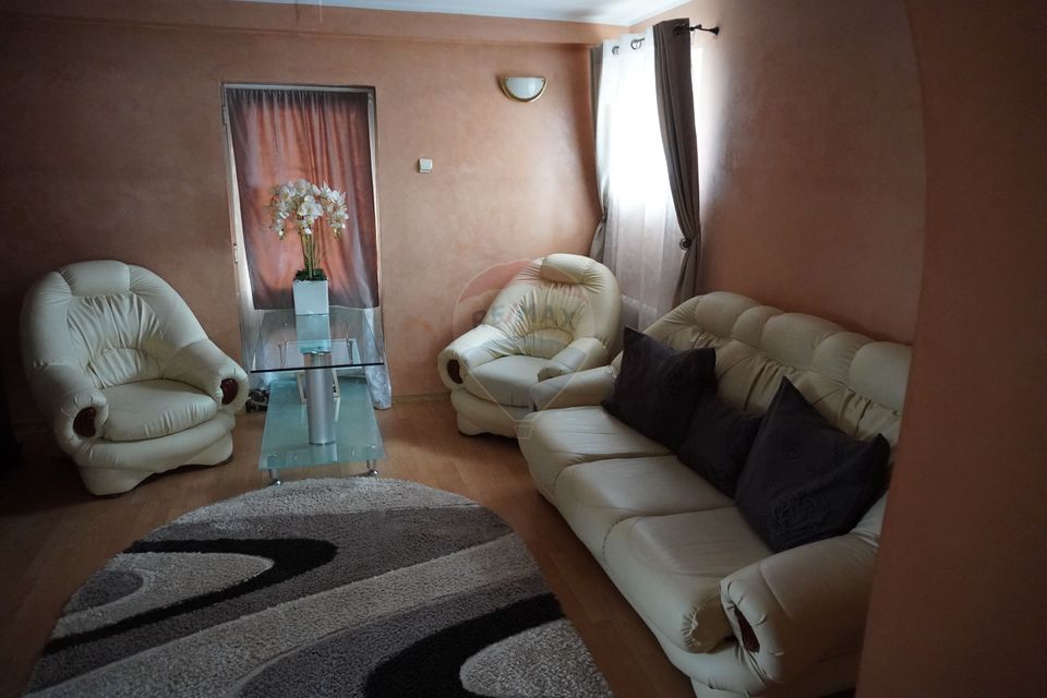 5 room House / Villa for sale