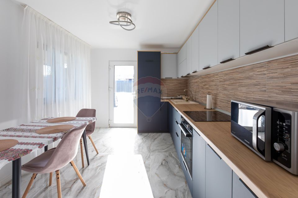 5 room House / Villa for sale