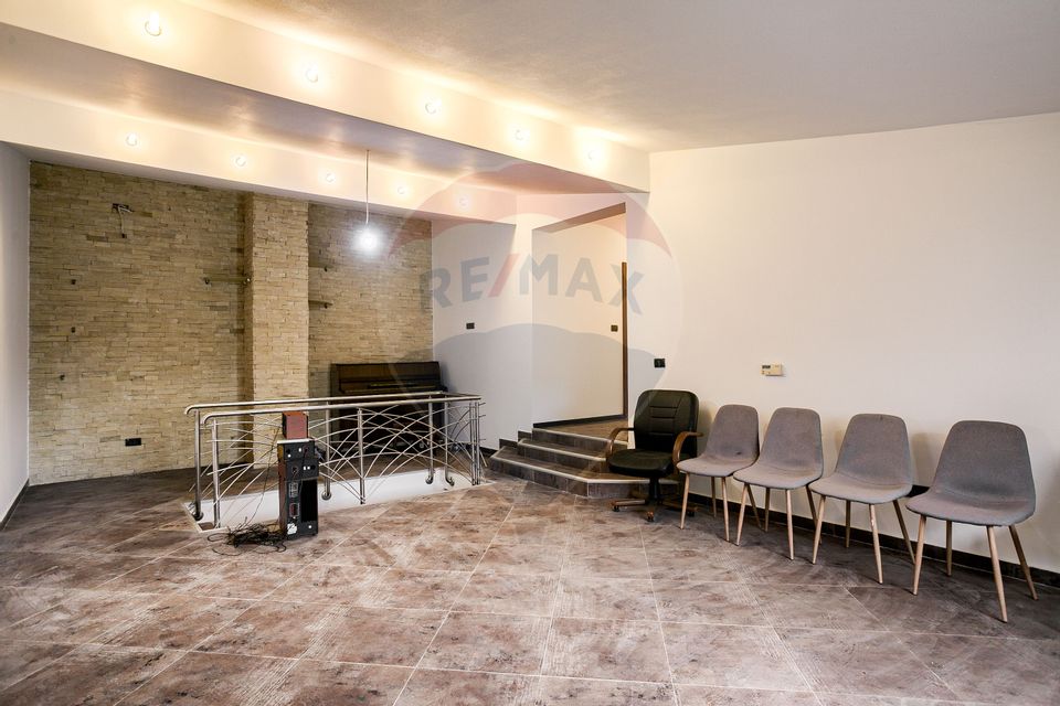 Spațiu comercial de 190 mp de închiriat în zona Subcetate