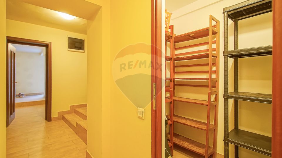 Casă  de inchiriat, Schei