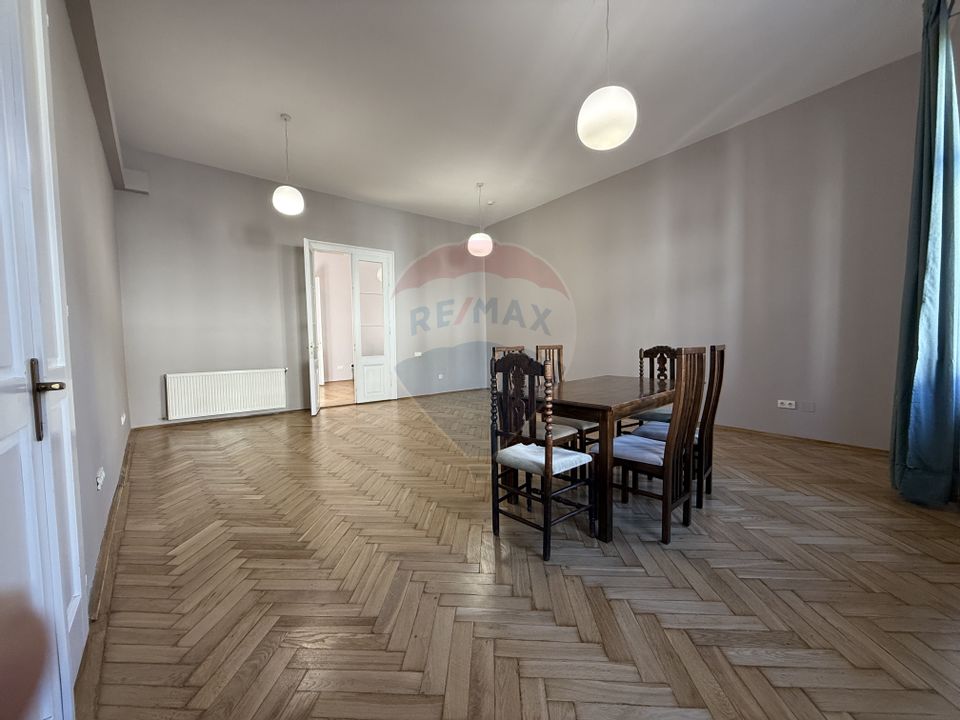 Spațiu elegant de birouri în clădire istorică – Ultracentral