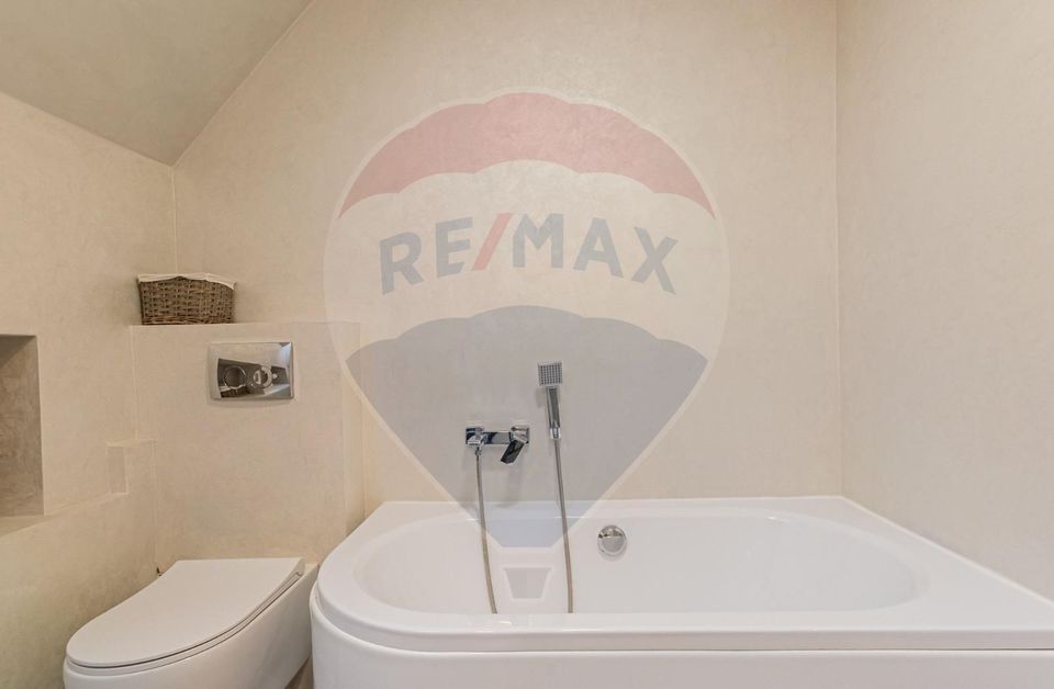 COMISION 0%|Oază de eleganță în Centrul Istoric: Apartament 4 camere!!