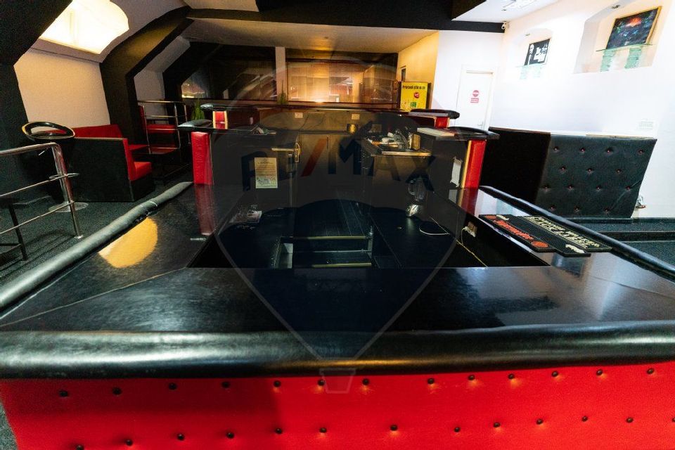 Spațiu comercial de vanzare central,Hateg jud. Hunedoara