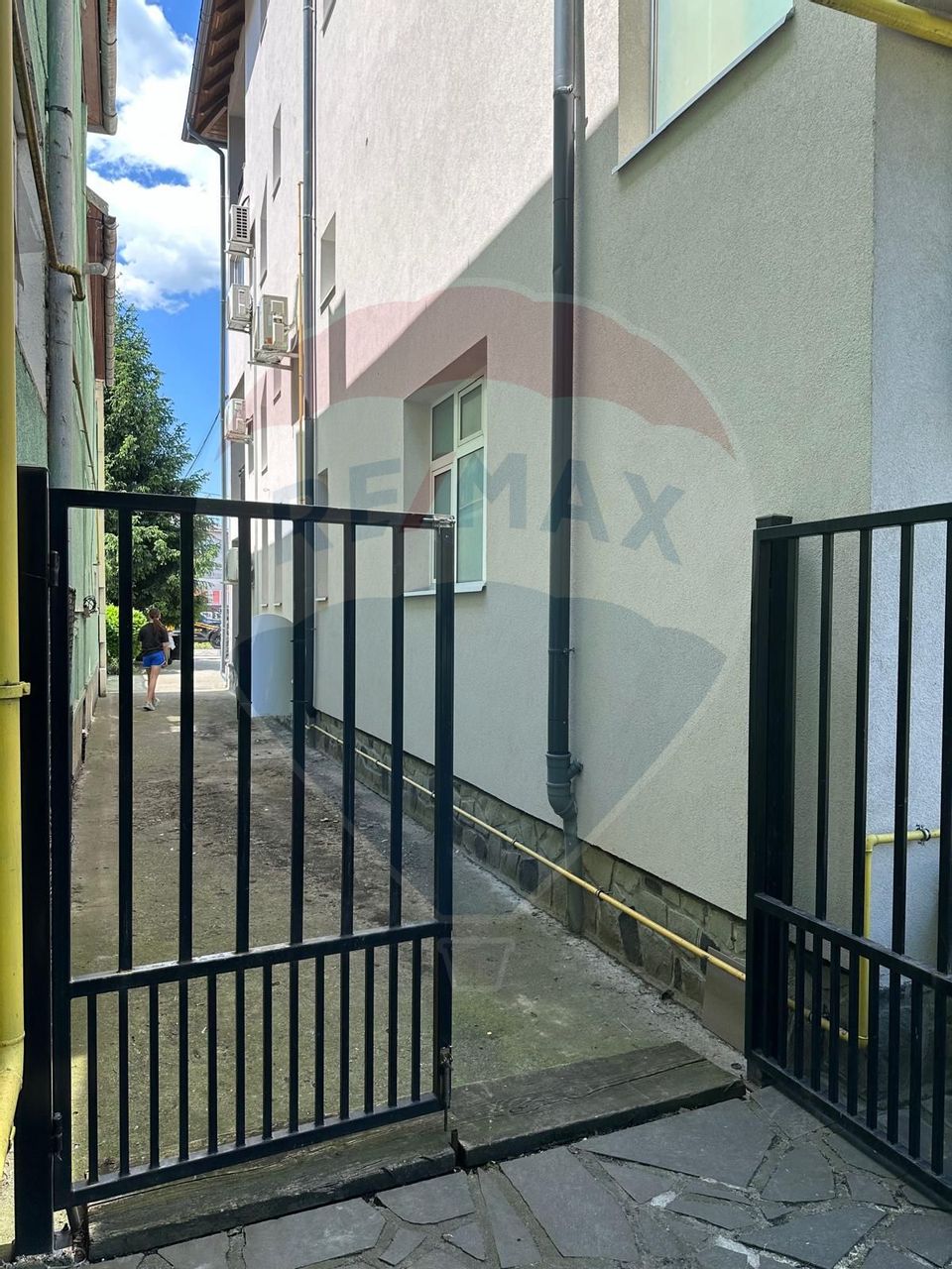 Spațiu / birouri în suprafață de 1200 / 1300 mp teren Central BM