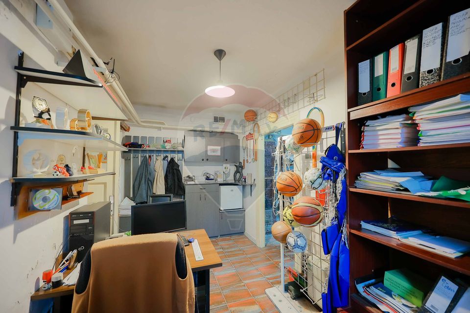 86sq.m Commercial Space for sale, Ultracentral area