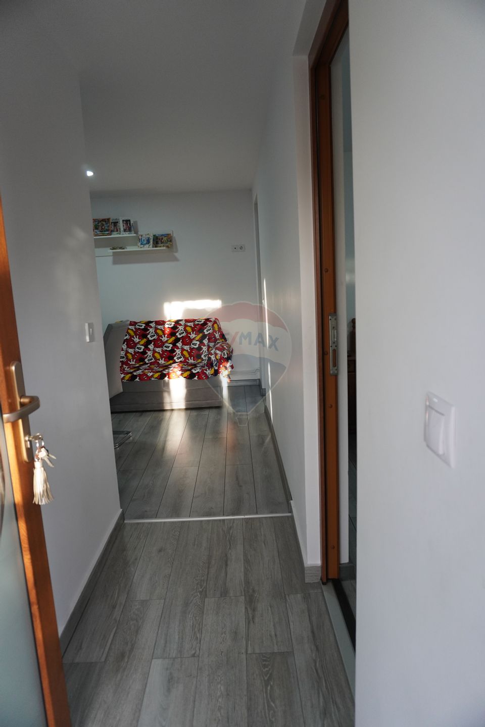 4 room House / Villa for sale, Est area
