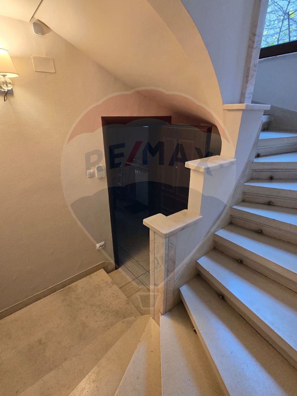 5 room Apartment for rent, Kiseleff area