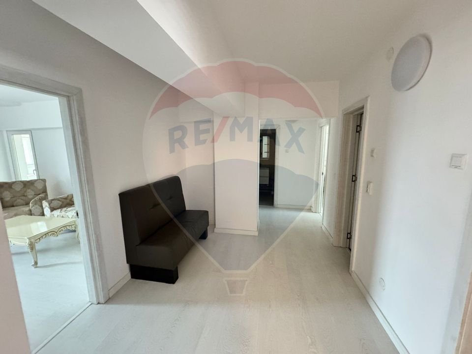 Apartament cu 3 camere de inchiriere/în zona Centrala