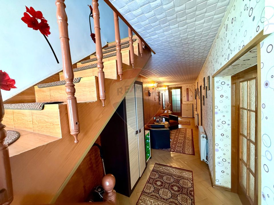 5 room House / Villa for sale, Central area