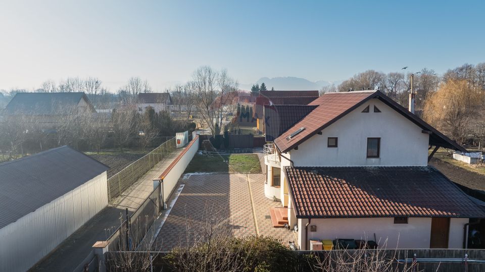 4 room House / Villa for sale