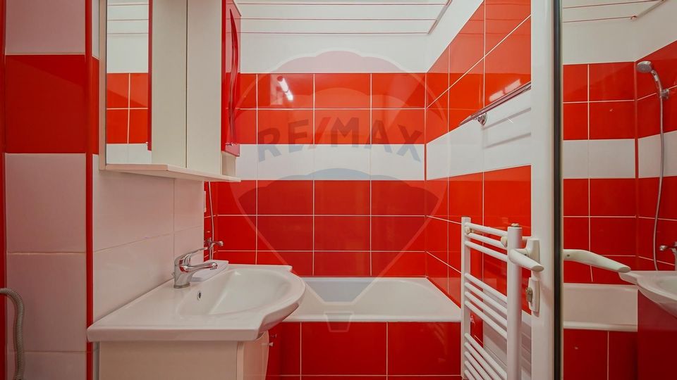 Apartament cu 2 camere de închiriat, bd. Vlahuta