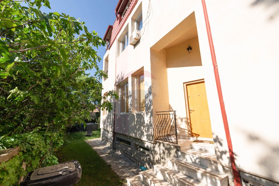 Vila unica de vanzare cu 9 camere in zona Muncii Alexandru Magatti
