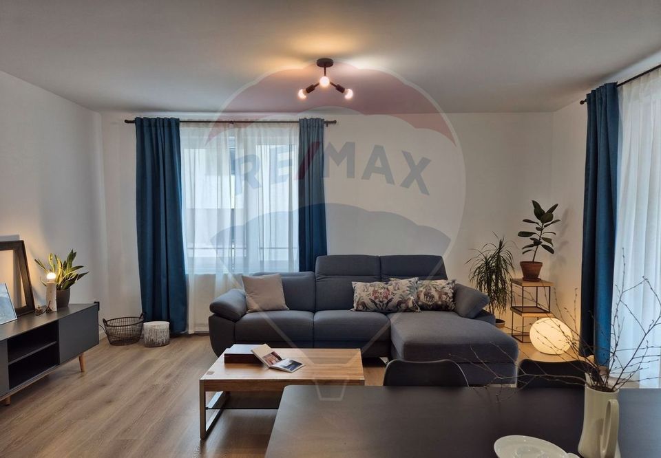 Apartament cu 3 camere de inchiriat, zona Europa