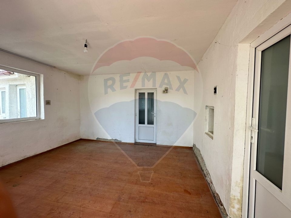 4 room House / Villa for sale