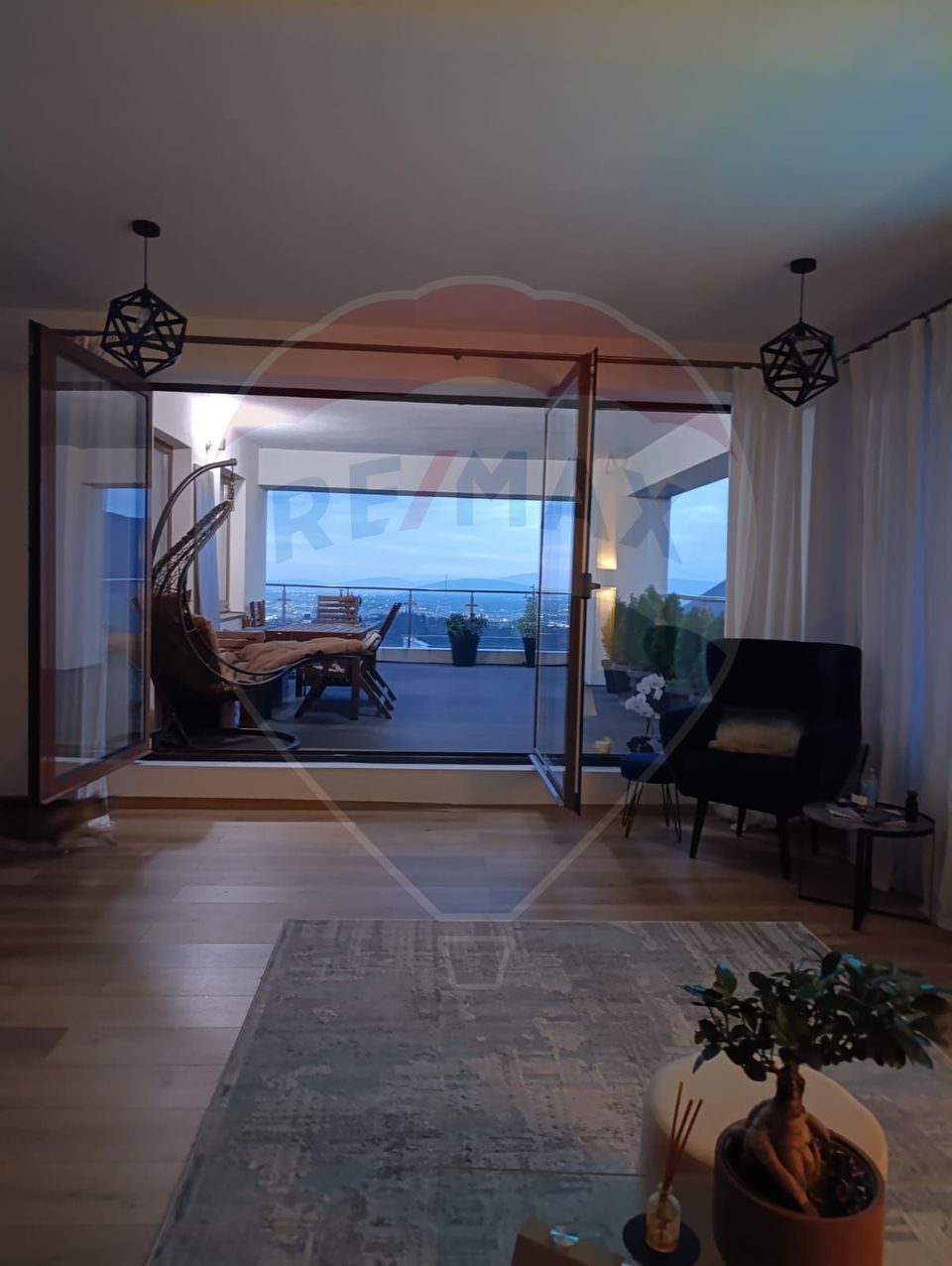 2 CAMERE DRUMUL POIENII – LOCATIE DEOSEBITA, VEDERE PANORAMICA