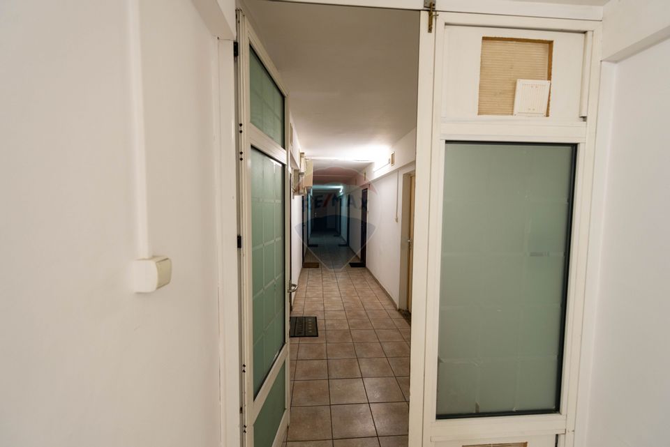 Garsoniera renovata de vanzare strada Mizil zona Trapezului Salajan