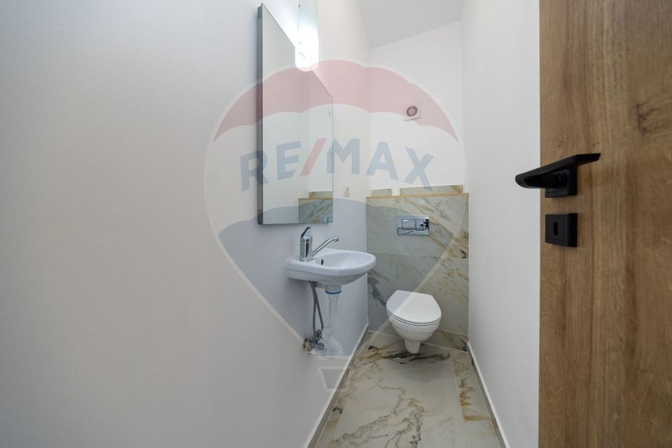 Proprietate speciala, cu destinatii multiple, Sanpetru/ Harman!