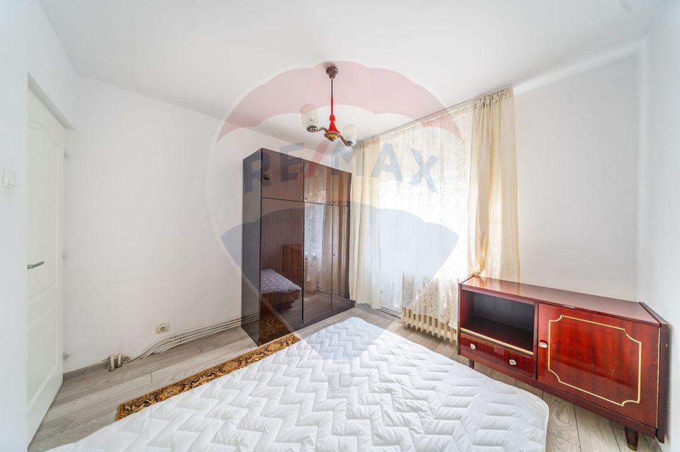 4 room Apartment for rent, Podgoria area