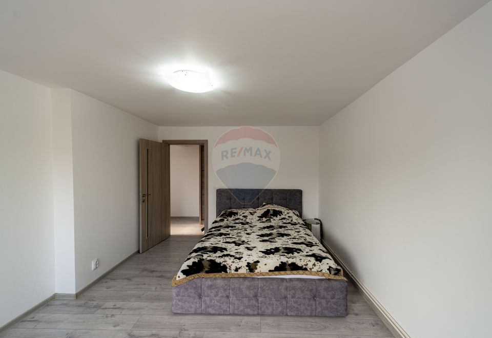 4 room House / Villa for sale