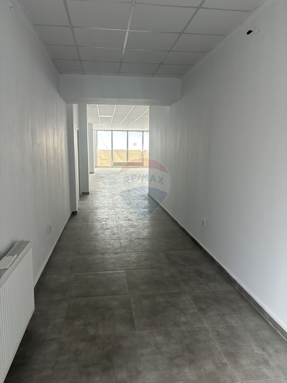 206sq.m Commercial Space for rent, Sisesti area