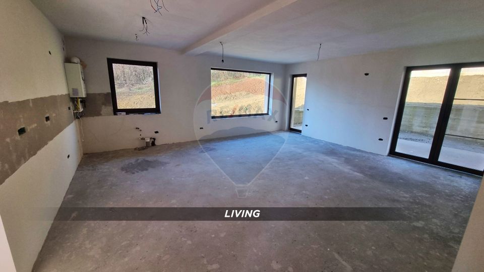 DE VANZARE- parte duplex premium