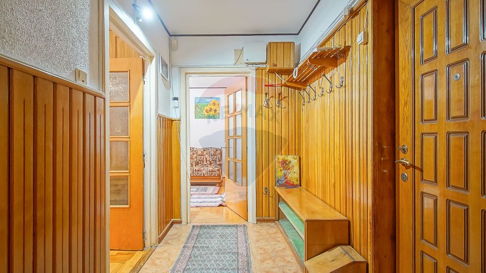 4 room Apartment for rent, Vlahuta area