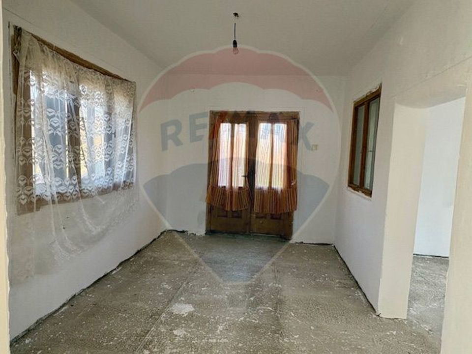 Casă / Vilă cu 3 camere de vânzare