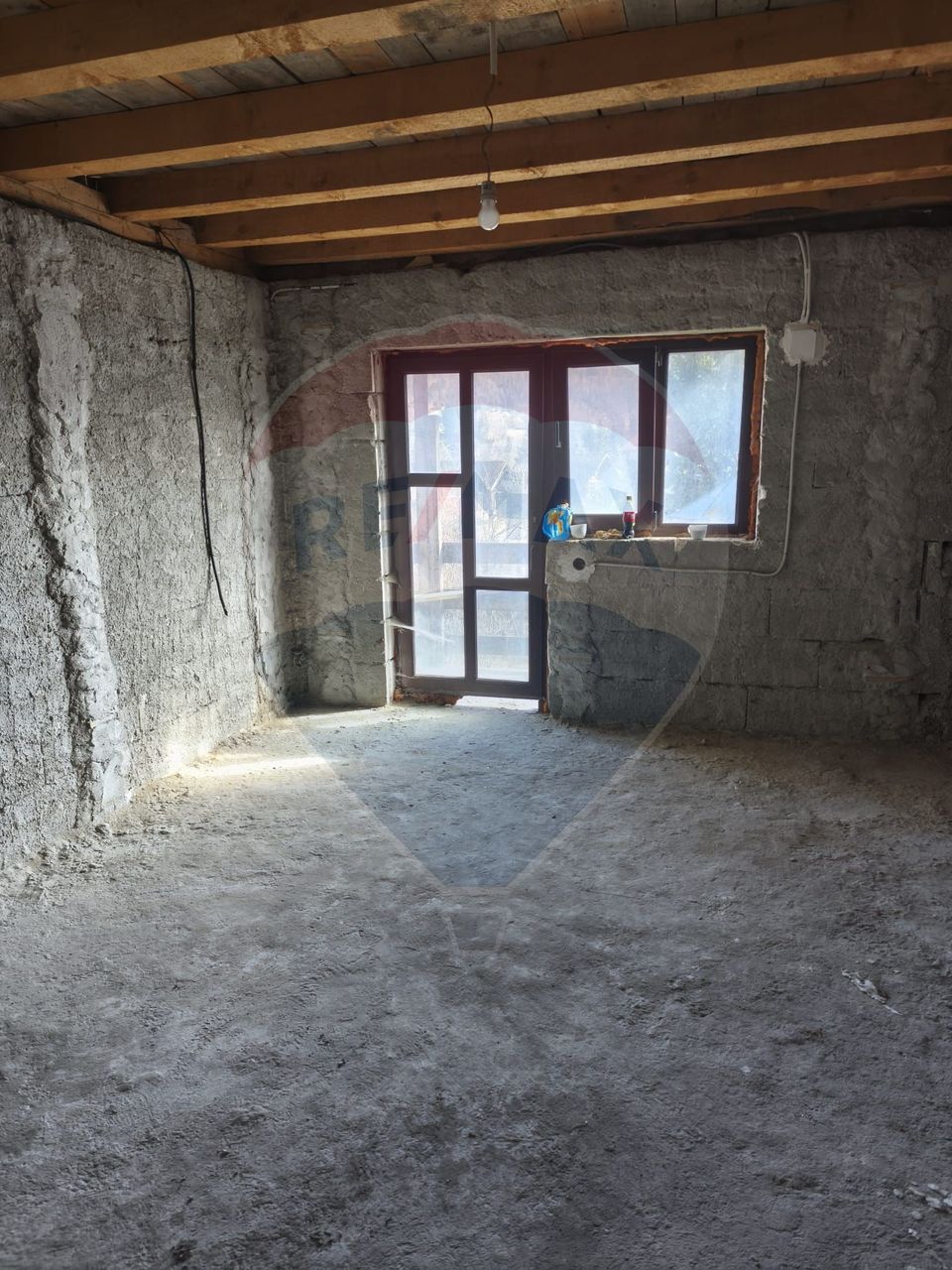 5 room House / Villa for sale, Poiana Tapului area