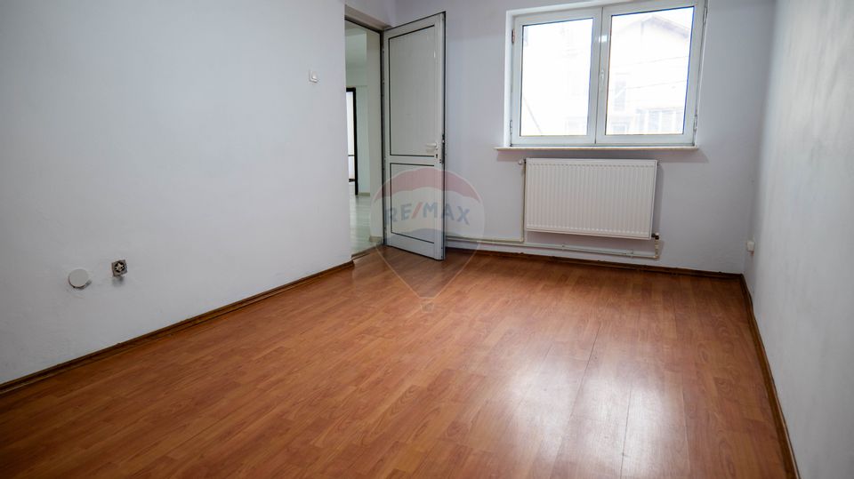 330sq.m Commercial Space for sale, Central area