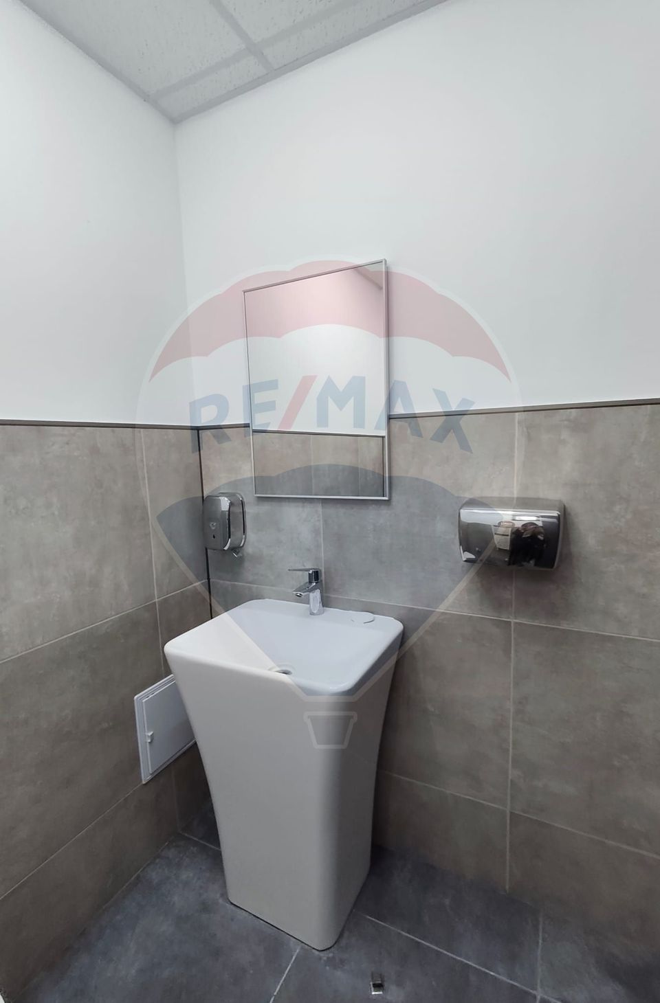 Spațiu comercial de 80mp în zona Burdujeni