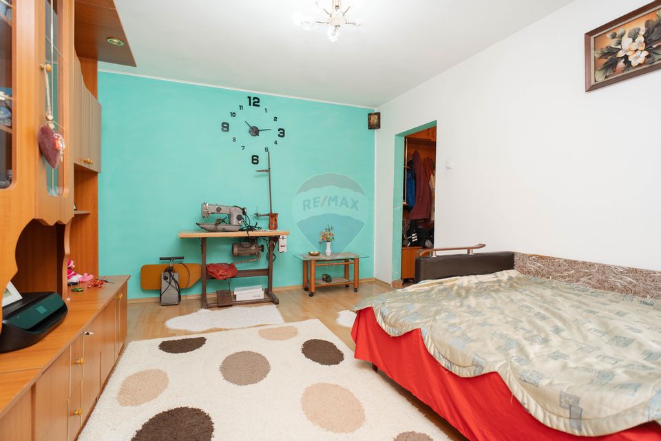 2 room Apartment for sale, Baza 3 area