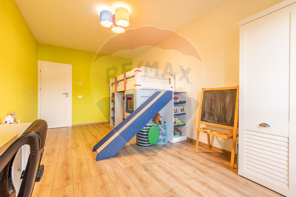 REZERVAT Casă individuala Harman