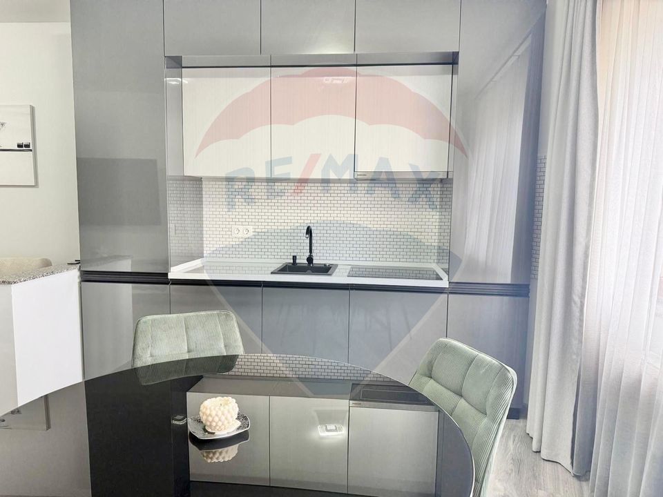 De închiriat apartament cu 3 camere , Zona Oncea