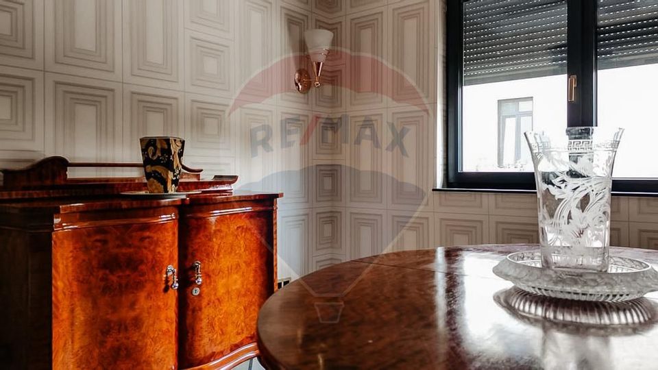 16 room House / Villa for sale, Parcul Carol area