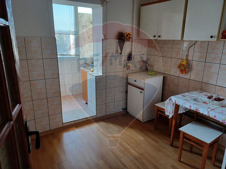 Apartament cu 2 camere de inchiriat