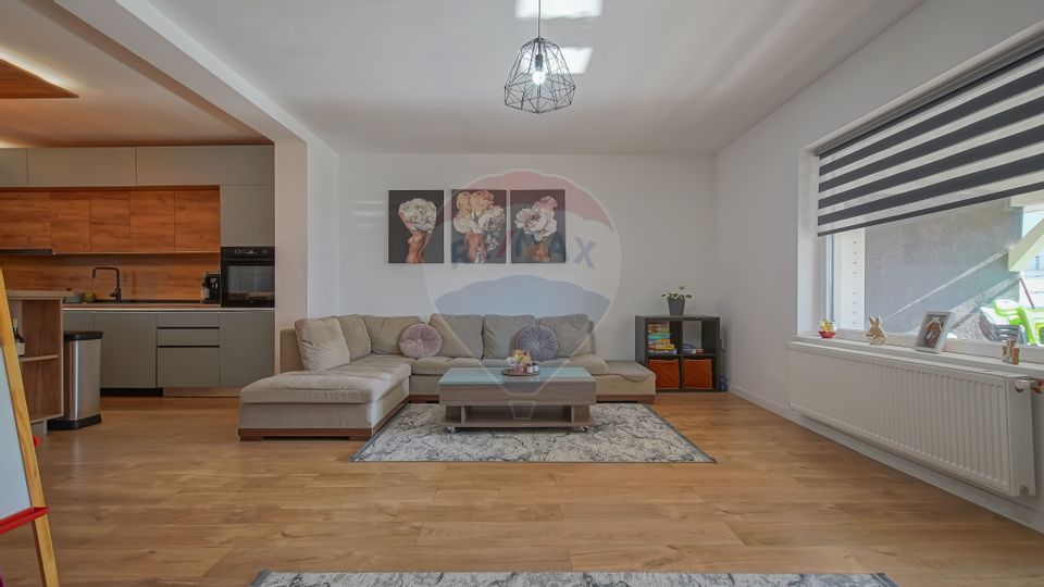COMISION 0% | Casă înșiruită | 4 camere | Cartier Izvor Tărlungeni