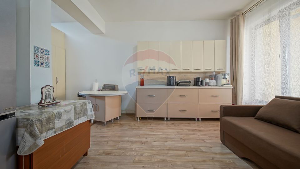 4 room House / Villa for sale, Sud area