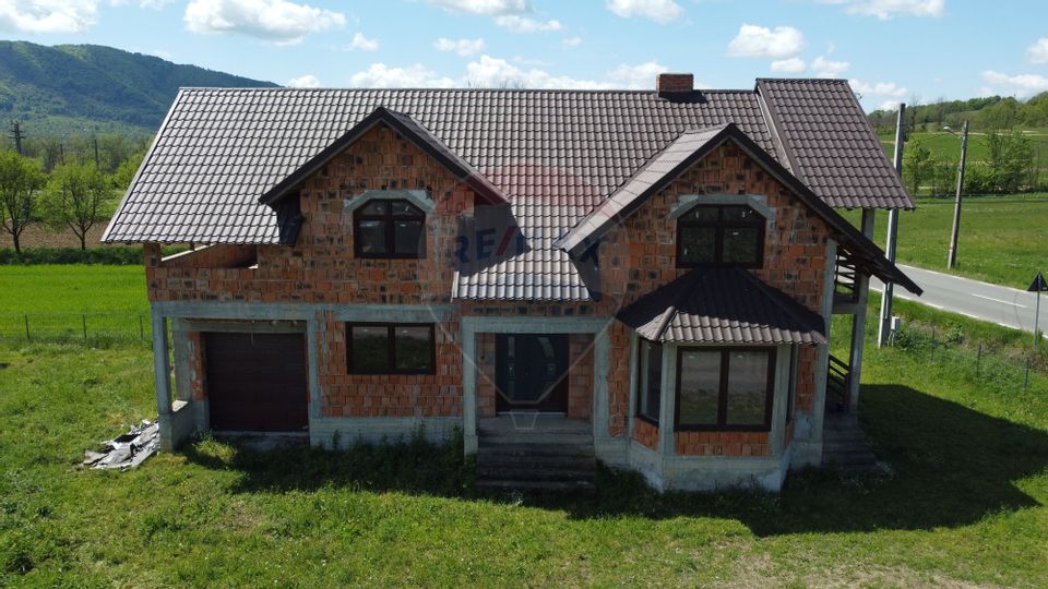 Casa individuala P+M de vânzare in Vad, Maramureș