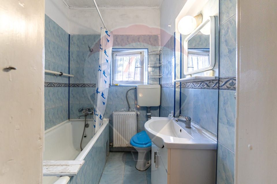 Casă "insiruita" 3 camere D+P+1+ pod/  str Forjei  - Brasov