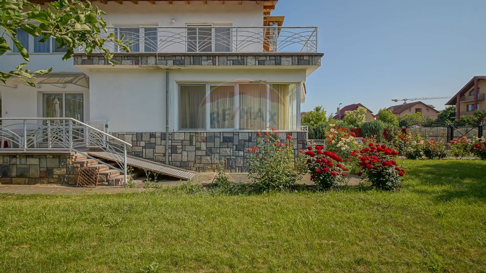 Vila impunatoare, rezidenta cu pretentii, Tractorul, Brasov