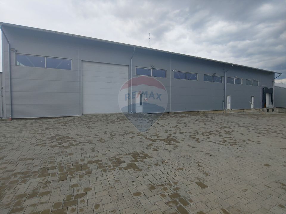 Spațiu industrial-depozit de 1120mp de închiriat în Dumbrăveni, SV