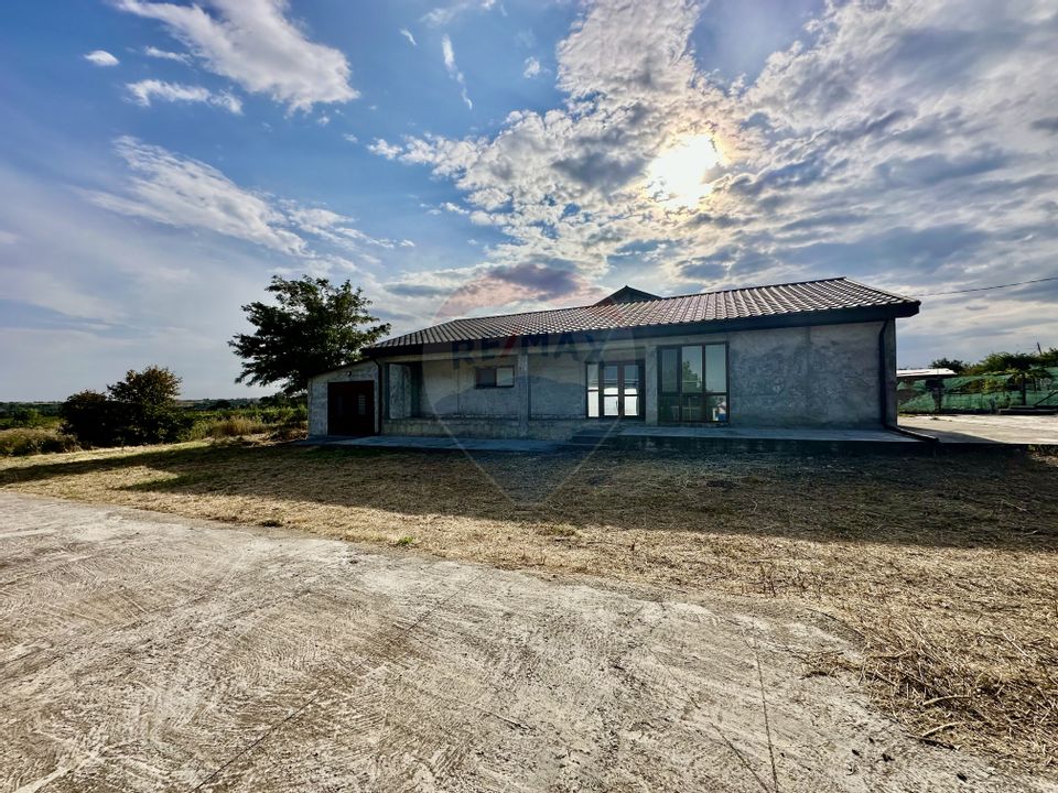 4 room House / Villa for sale